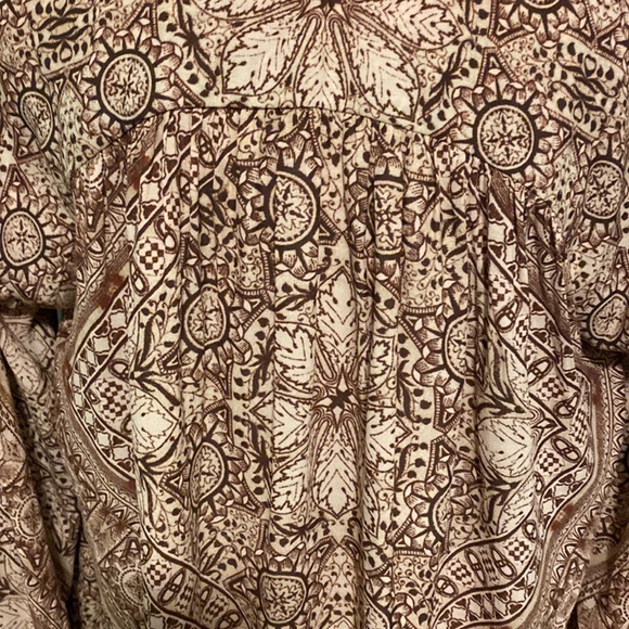 Free People Printed Ruffle Tie V-Neck Blouse - Picture 8 of 14